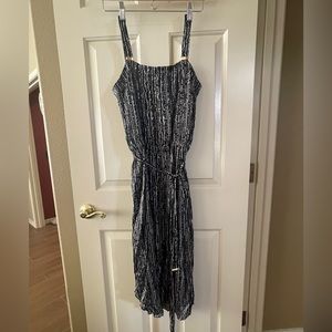 WHBM Black/White MIDI Dress
